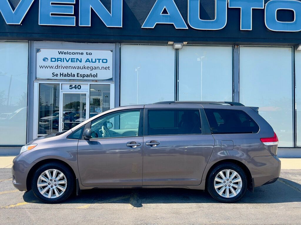 2012 Toyota Sienna 5dr 7-Passenger Van V6 LE AWD - 22880501 - 27