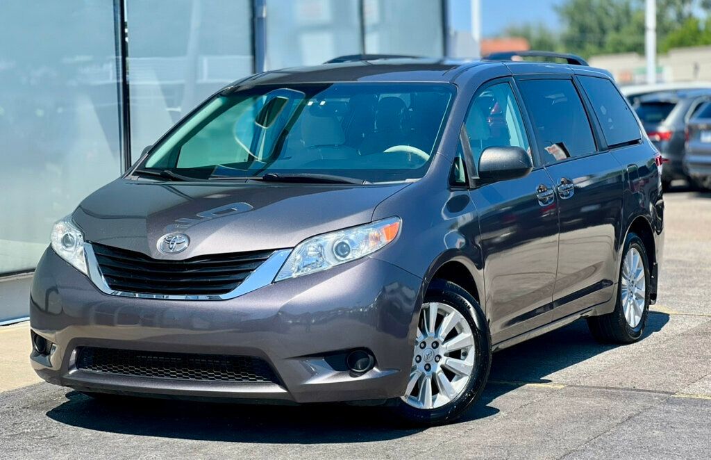 2012 Toyota Sienna 5dr 7-Passenger Van V6 LE AWD - 22880501 - 28
