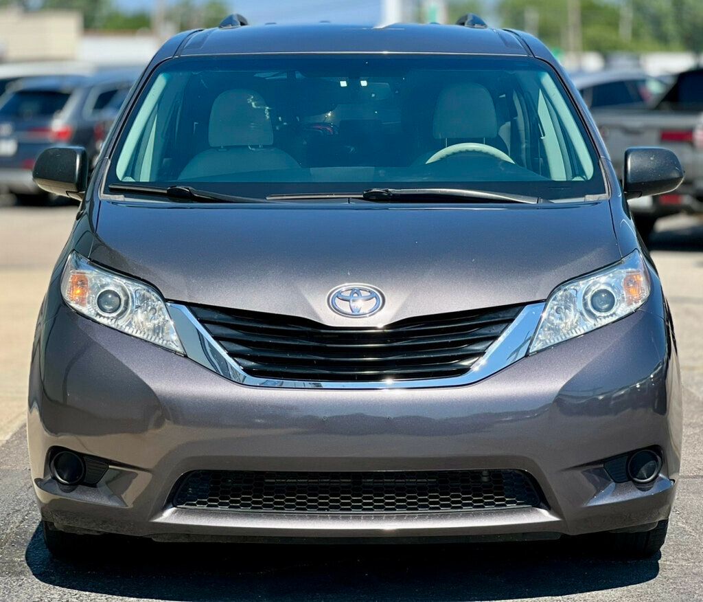 2012 Toyota Sienna 5dr 7-Passenger Van V6 LE AWD - 22880501 - 33