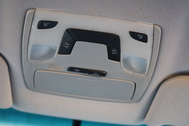 2012 Toyota Sienna 5dr 7-Passenger Van V6 LE AWD - 22971182 - 29