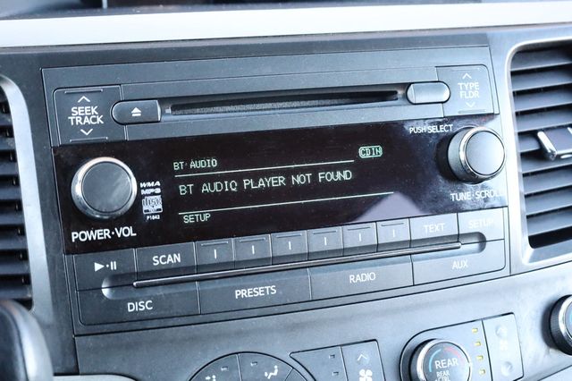 2012 Toyota Sienna 5dr 7-Passenger Van V6 LE AWD - 22971182 - 31