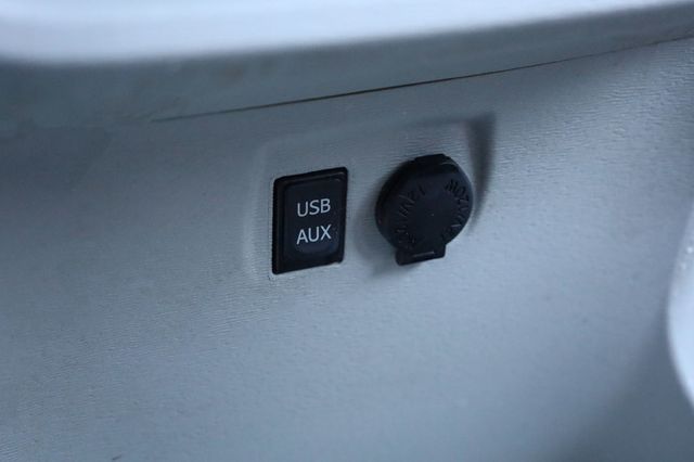 2012 Toyota Sienna 5dr 7-Passenger Van V6 LE AWD - 22971182 - 33