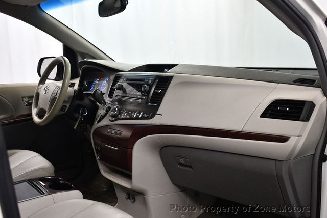 2012 Toyota Sienna 5dr 7-Passenger Van V6 XLE AWD - 22979401 - 11