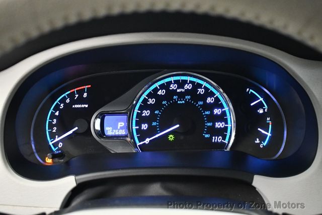 2012 Toyota Sienna 5dr 7-Passenger Van V6 XLE AWD - 22979401 - 31