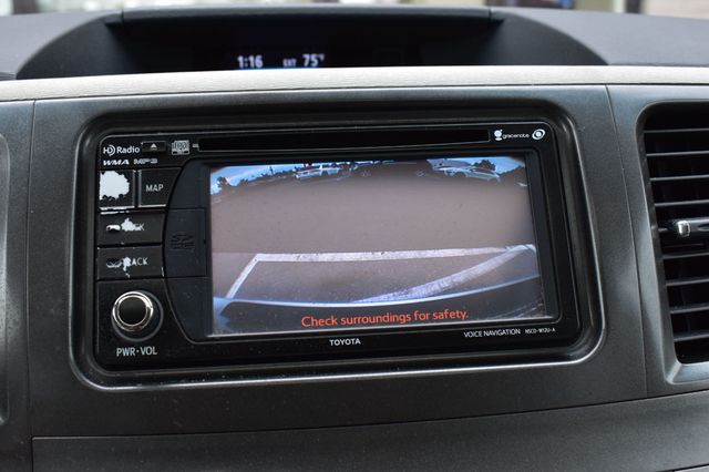 2012 Toyota Sienna 5dr 7-Passenger Van V6 XLE AWD - 23085660 - 35