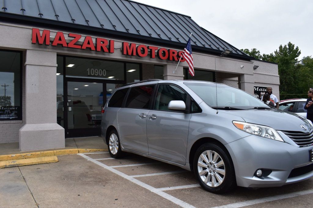 2012 Toyota Sienna 5dr 7-Passenger Van V6 XLE AWD - 23085660 - 8