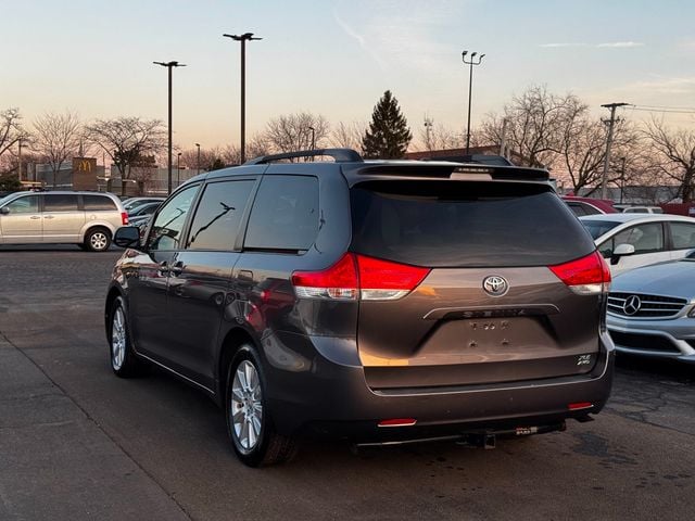 2012 Toyota Sienna 5dr 7-Passenger Van V6 XLE AWD - 22977602 - 7