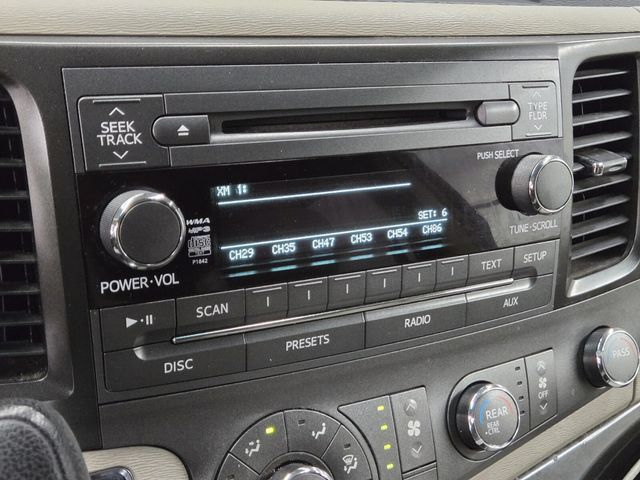 2012 Toyota Sienna 5dr 8-Passenger Van I4 LE FWD - 22960148 - 17