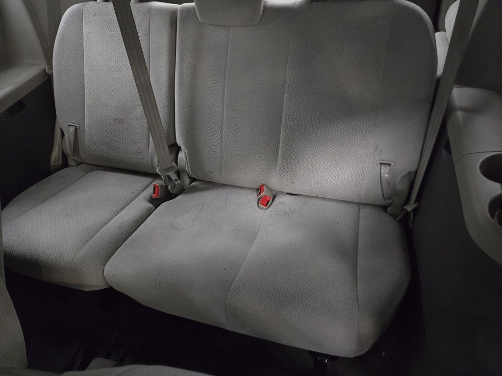 2012 Toyota Sienna 5dr 8-Passenger Van I4 LE FWD - 22960148 - 8