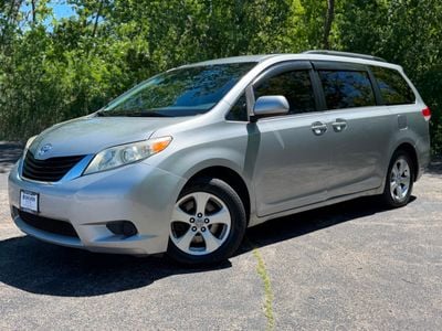 2012 Toyota Sienna