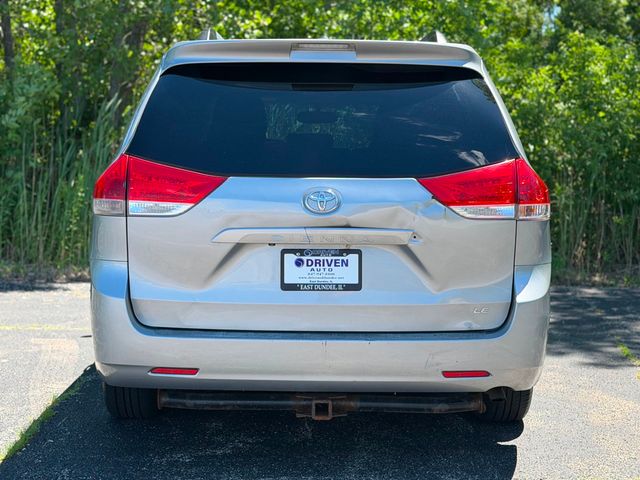 2012 Toyota Sienna 5dr 8-Passenger Van V6 LE FWD - 23040055 - 9