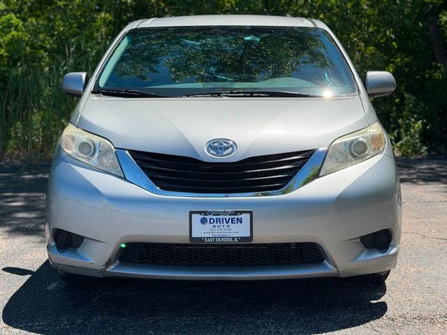 2012 Toyota Sienna 5dr 8-Passenger Van V6 LE FWD - 23040055 - 1