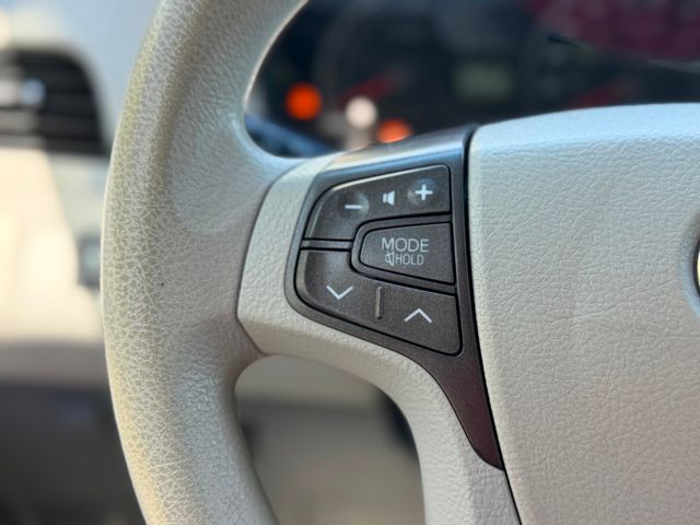 2012 Toyota Sienna 5dr 8-Passenger Van V6 LE FWD - 23040055 - 21