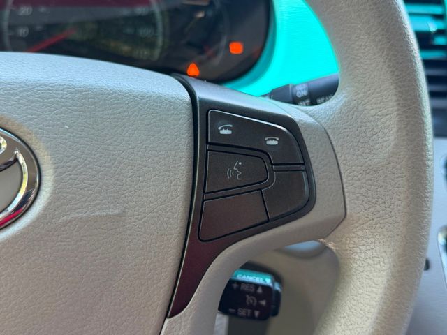 2012 Toyota Sienna 5dr 8-Passenger Van V6 LE FWD - 23040055 - 22