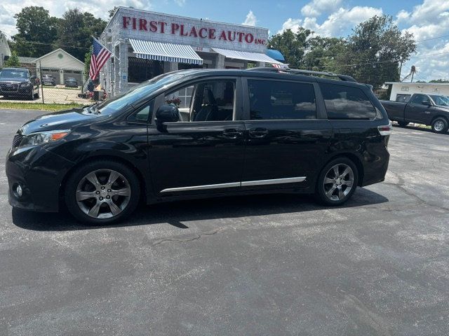 2012 Toyota Sienna 5dr 8-Passenger Van V6 SE FWD - 23046559 - 9