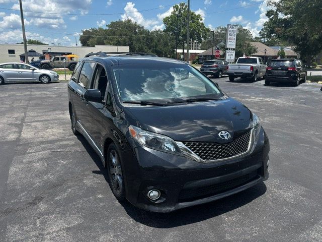 2012 Toyota Sienna 5dr 8-Passenger Van V6 SE FWD - 23046559 - 1