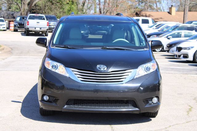 2012 Toyota Sienna 5dr 8-Passenger Van V6 XLE FWD - 22997958 - 1