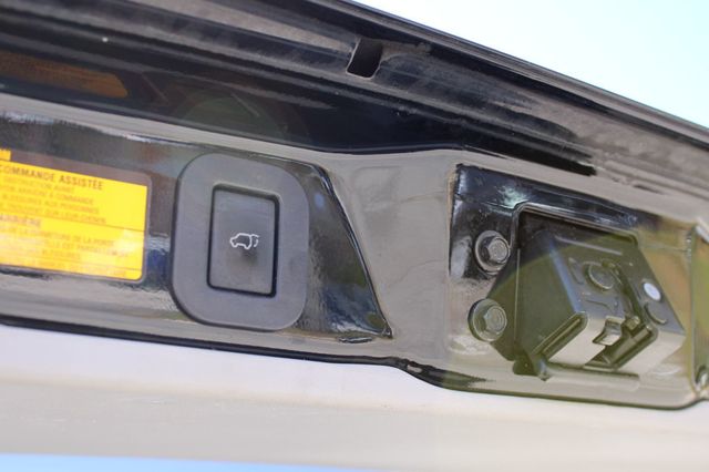 2012 Toyota Sienna 5dr 8-Passenger Van V6 XLE FWD - 22997958 - 21