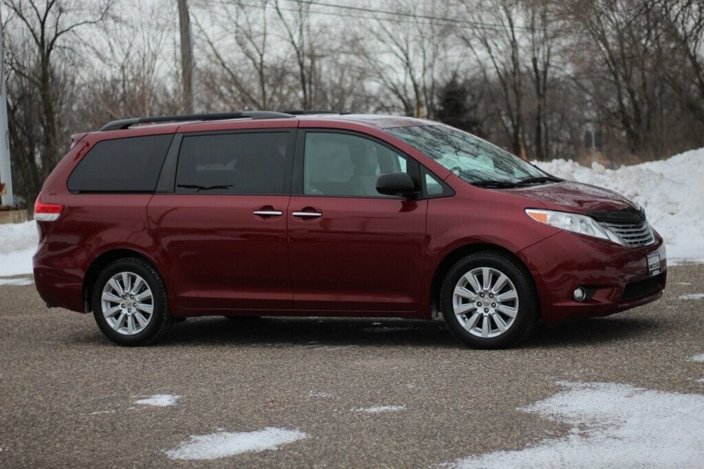 2012 Toyota Sienna