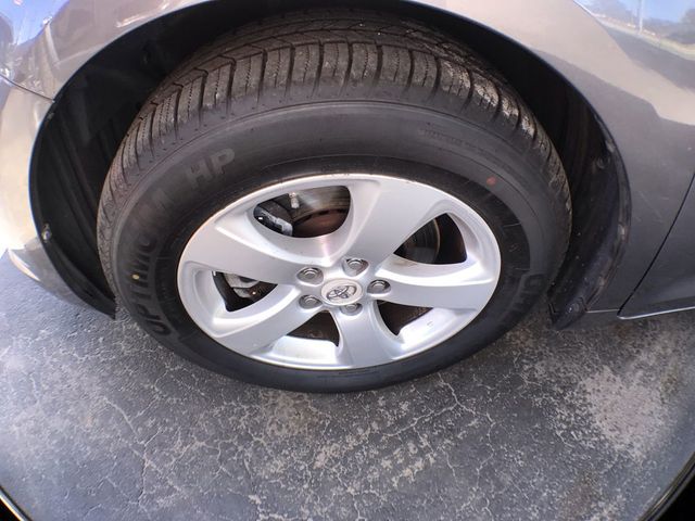 2012 Toyota Sienna LE - 22637338 - 9