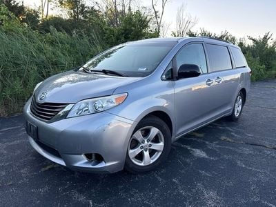 2012 Toyota Sienna