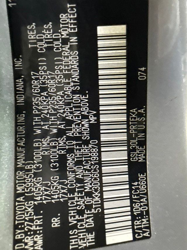 2012 Toyota Sienna LE - 23060036 - 28