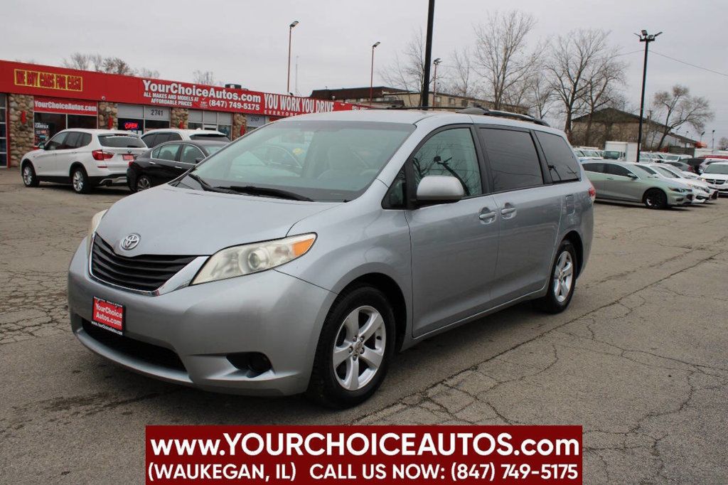 2012 Toyota Sienna LE 7 Passenger Auto Access Seat 4dr Mini Van - 22705251 - 0