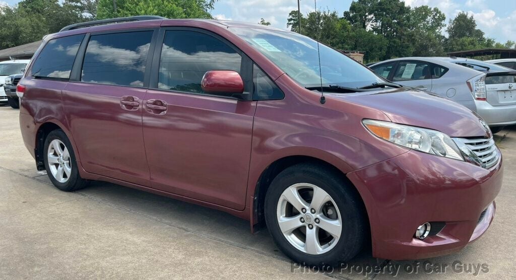 2012 Toyota Sienna LE 7 Pass  V6 - 22550595 - 3