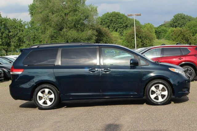 2012 Toyota Sienna LE 8 PASSENGER - 23020955 - 1