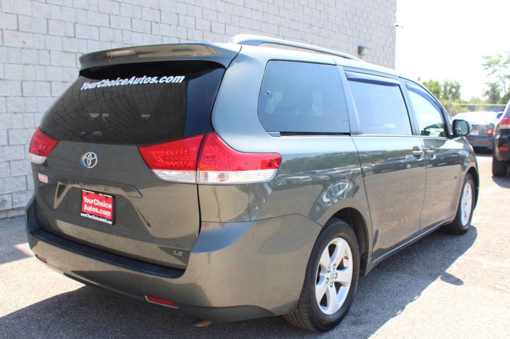 2012 Toyota Sienna LE 8 Passenger 4dr Mini Van V6 - 22918916 - 4