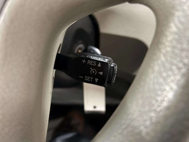 2012 Toyota Sienna LE 8 Passenger 4dr Mini Van V6 - 22955575 - 38