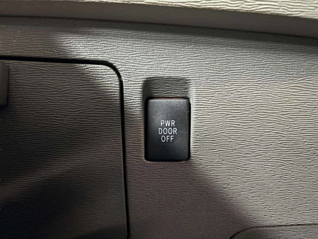 2012 Toyota Sienna LE 8 Passenger 4dr Mini Van V6 - 22955575 - 42