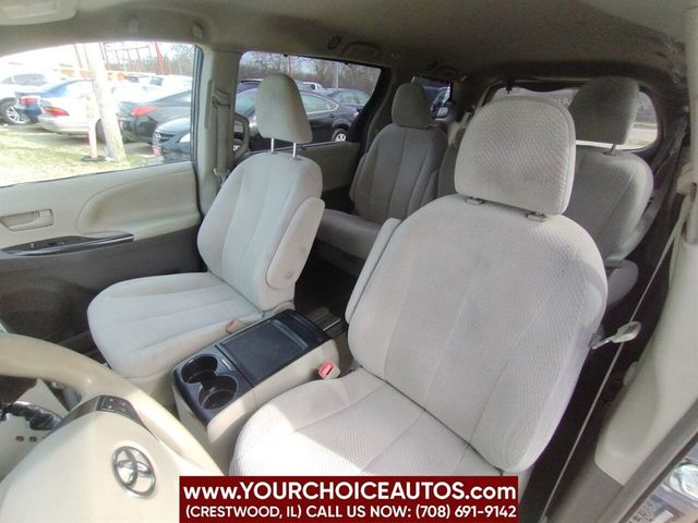 2012 Toyota Sienna LE Mobility 7 Passenger 4dr Mini Van - 22360732 - 18