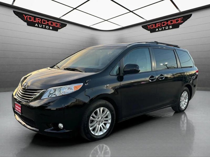 2012 Toyota Sienna Limited 7 Passenger 4dr Mini Van - 22937885 - 0
