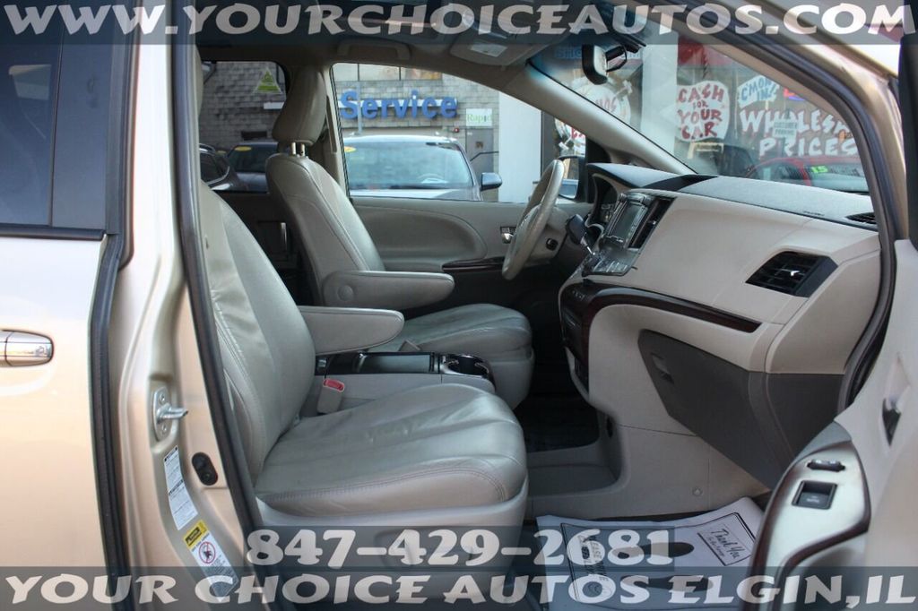 2012 Toyota Sienna Limited 7 Passenger AWD 4dr Mini Van - 22167111 - 18