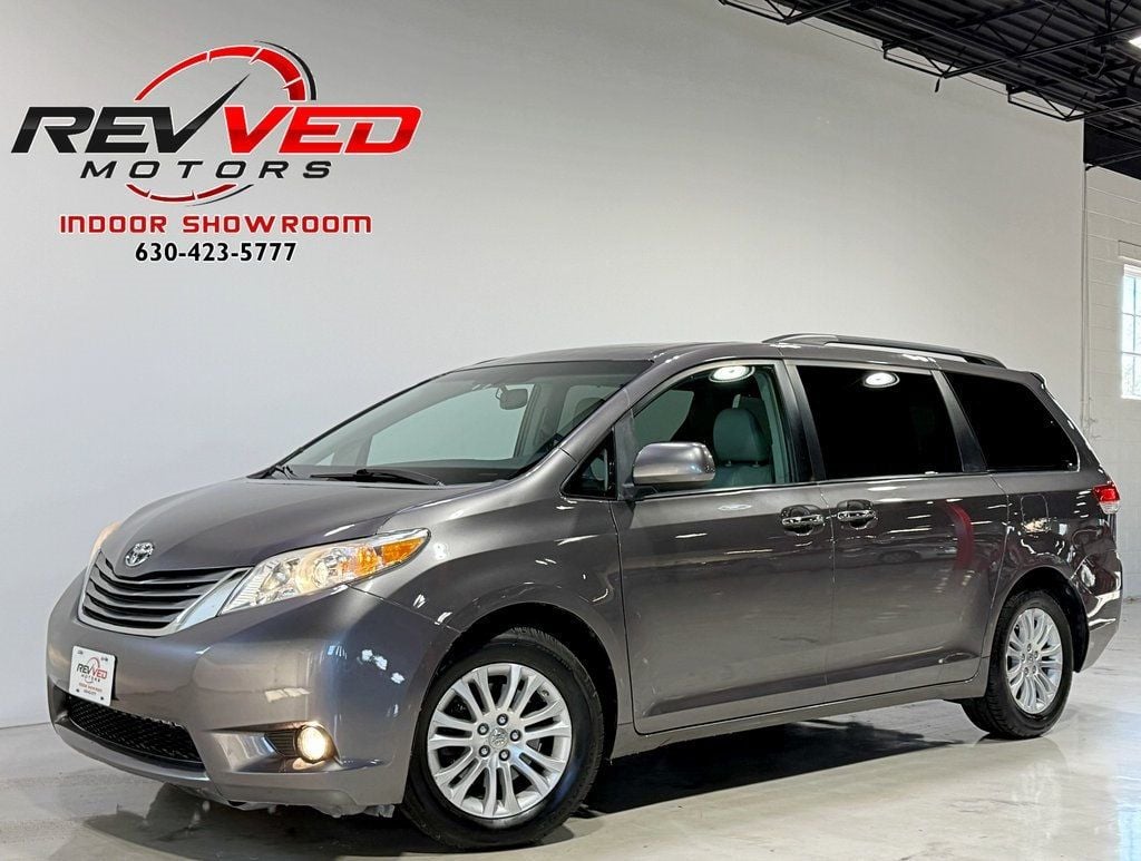 2012 Toyota Sienna XLE - 22922444 | Video 1