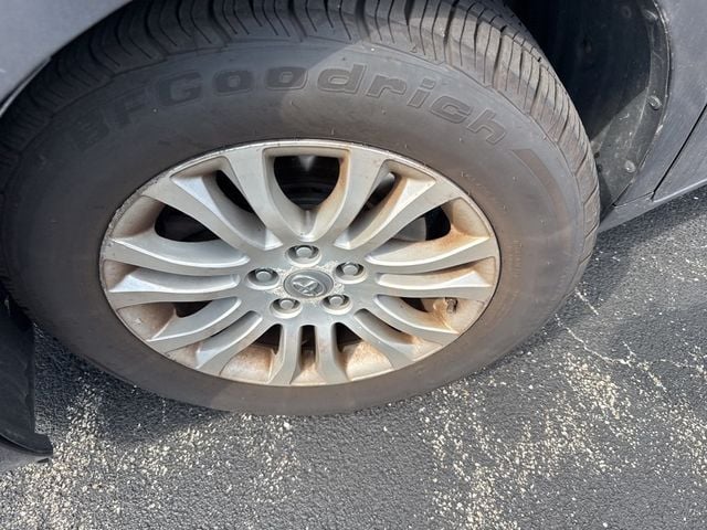 2012 Toyota Sienna XLE - 22922444 - 1