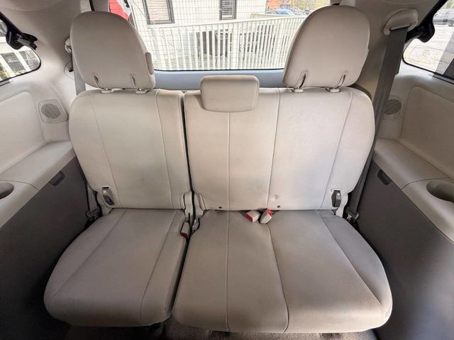 2012 Toyota Sienna XLE 7 Passenger Auto Access Seat 4dr Mini Van - 23005227 - 9