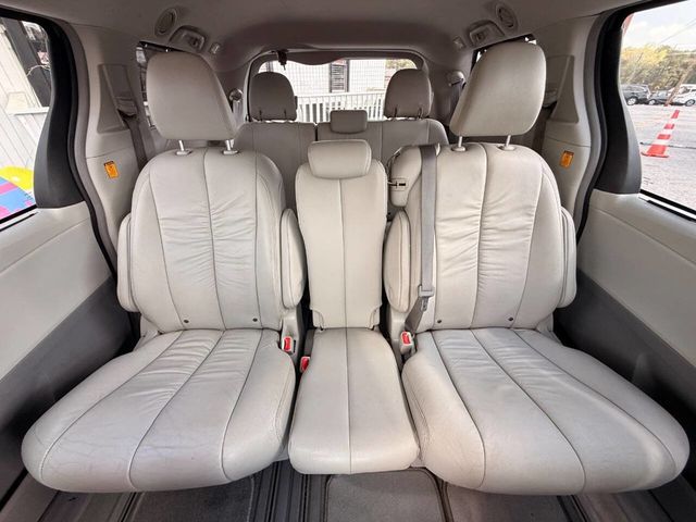 2012 Toyota Sienna XLE 7 Passenger Auto Access Seat 4dr Mini Van - 23005227 - 11