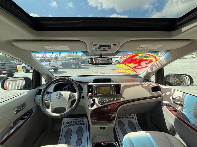 2012 Toyota Sienna XLE 7 Passenger Auto Access Seat 4dr Mini Van - 23005227 - 12