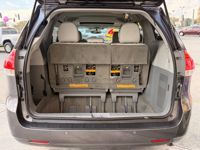 2012 Toyota Sienna XLE 7 Passenger Auto Access Seat 4dr Mini Van - 23005227 - 7