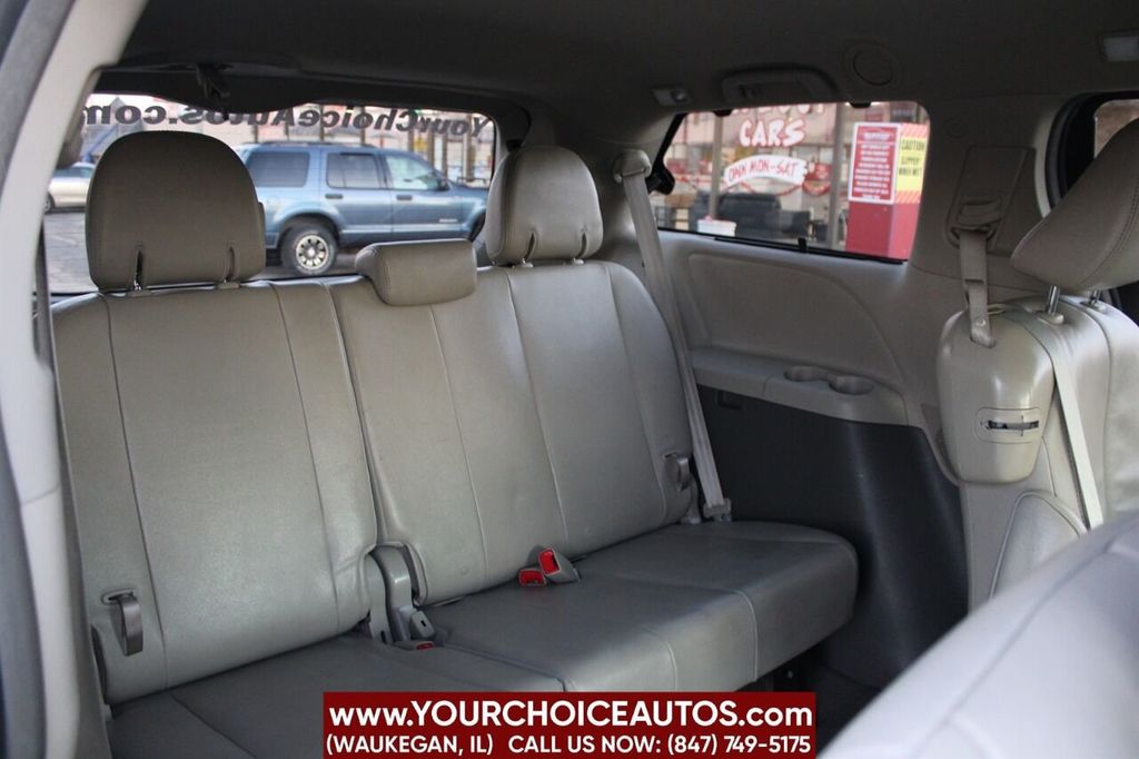 2012 Toyota Sienna XLE 8 Passenger 4dr Mini Van - 22301922 - 16