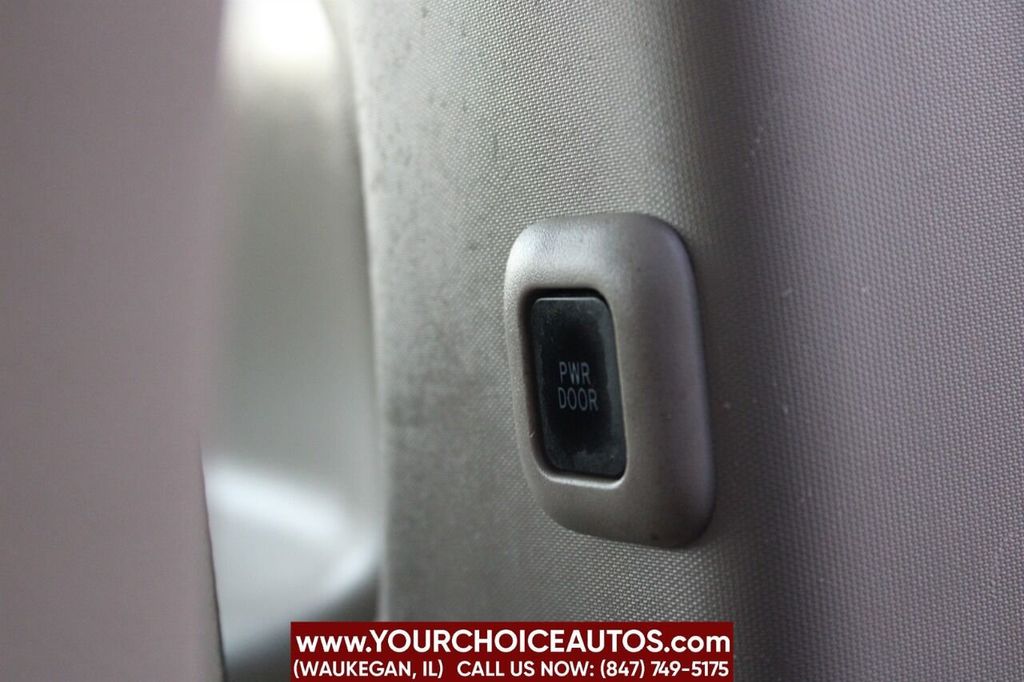 2012 Toyota Sienna XLE 8 Passenger 4dr Mini Van - 22301922 - 17