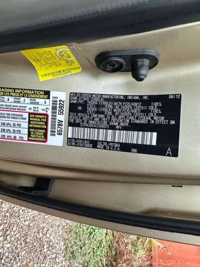 2012 Toyota Sienna XLE 8 Passenger 4dr Mini Van - 22936430 - 25