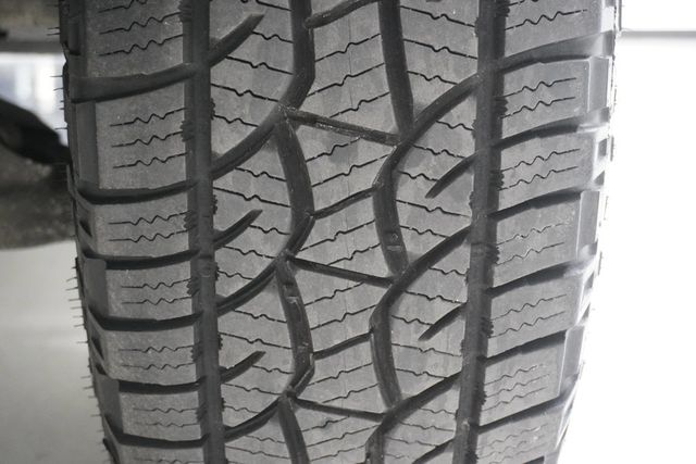 2012 Toyota Tacoma 2WD Double Cab V6 Automatic PreRunner - 22932220 - 23