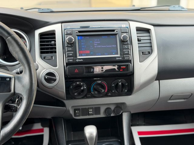 2012 Toyota Tacoma 4WD Double Cab LB V6 Automatic - 23021777 - 11