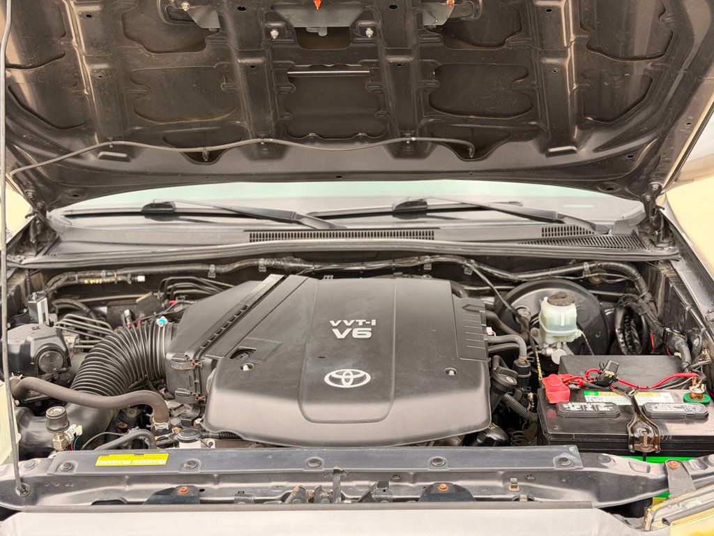 2012 Toyota Tacoma 4WD Double Cab LB V6 Automatic - 23021777 - 32