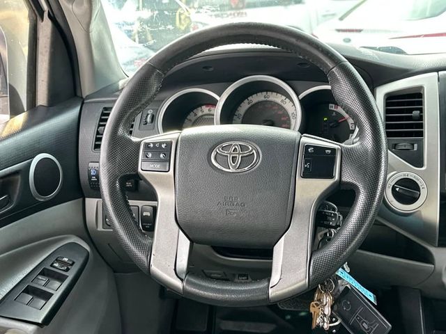 2012 Toyota Tacoma 4WD Double Cab V6 Automatic - 22944430 - 16
