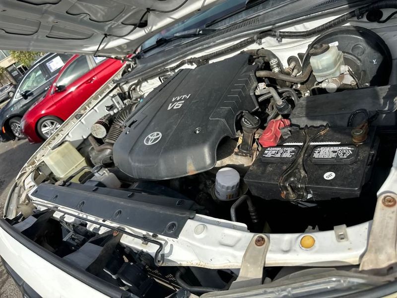 2012 Toyota Tacoma 4WD Double Cab V6 Automatic - 22944430 - 19