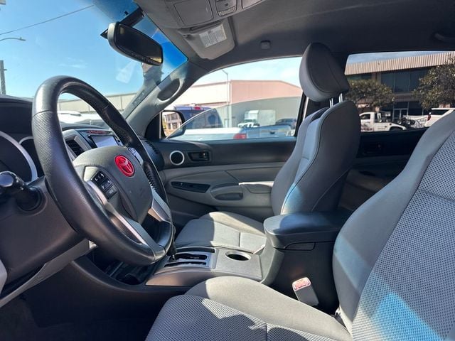 2012 Toyota Tacoma 4WD Double Cab V6 Automatic - 22980611 - 13